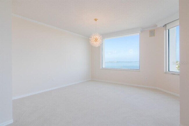 Building Photo - 1 Seaside Ln