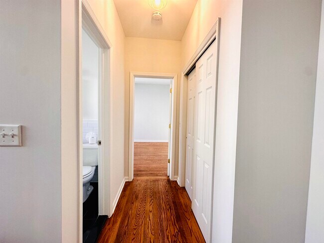 Building Photo - 301 Palisade Ave