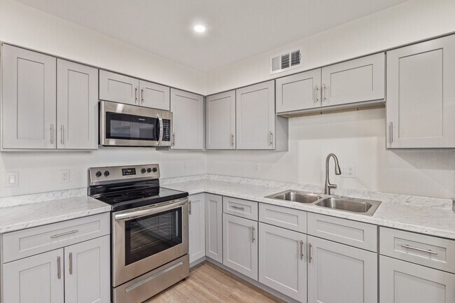 Building Photo - Stylish. Newly Renovated. Cozy, Boutique C...