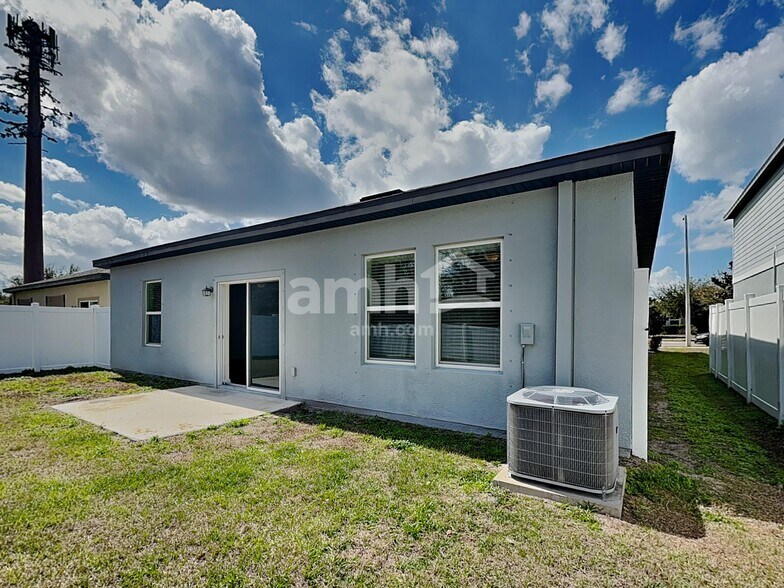 Building Photo - 11512 Bryce Canyon Ln