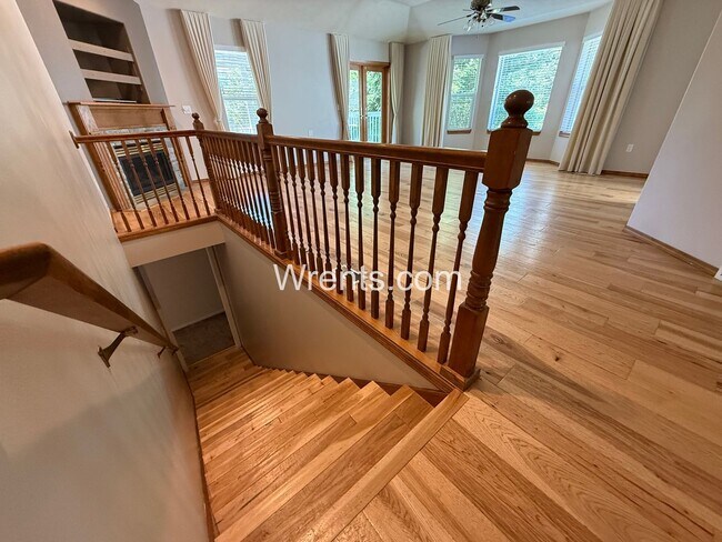 Building Photo - Stunning North Spokane Home | 5 Bed, 3 Bath, Covered Deck & More!