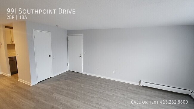 Building Photo - 99 Southpoint Dr