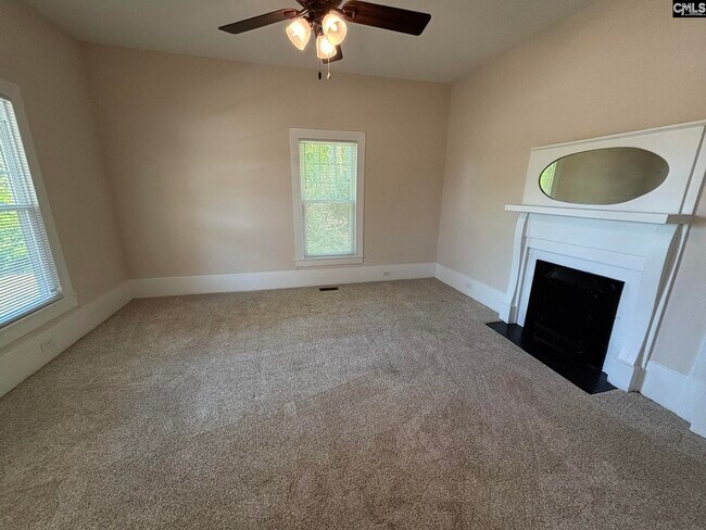 Building Photo - 161 Columbia Ave