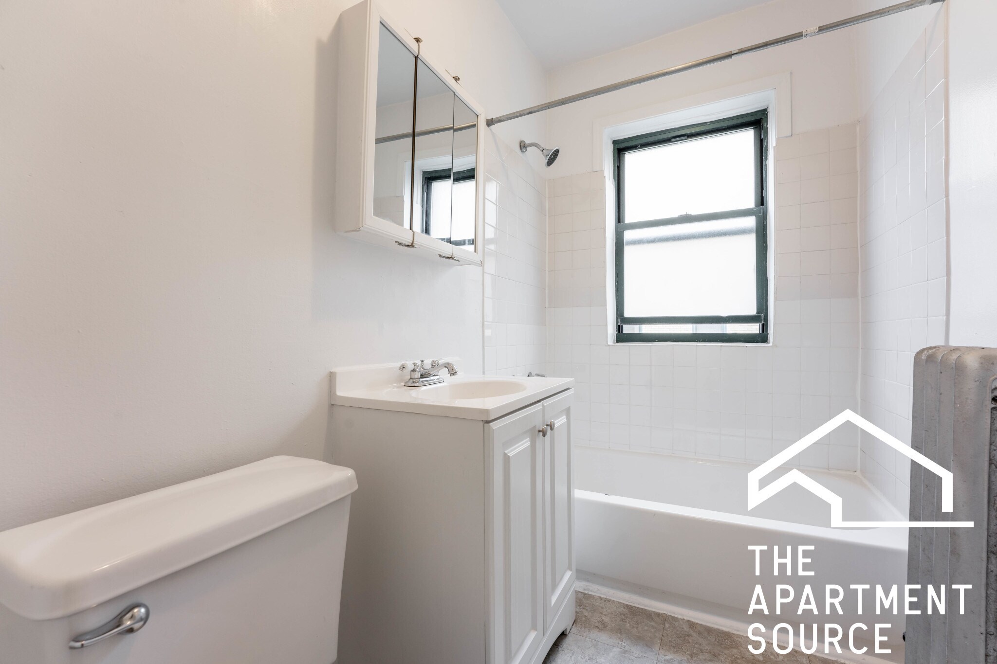 Building Photo - 2337 N Spaulding Ave