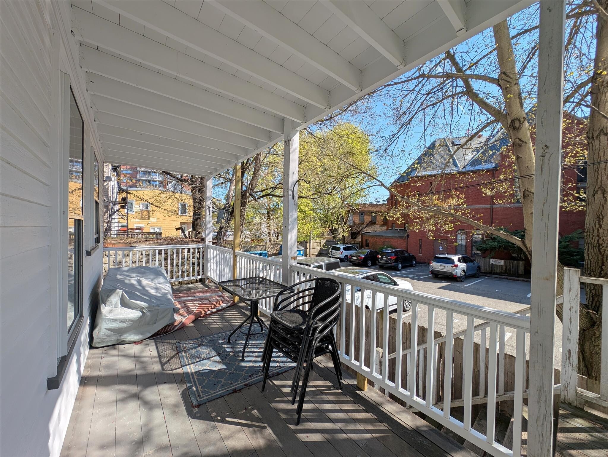 Building Photo - 8 Sanborn Ave