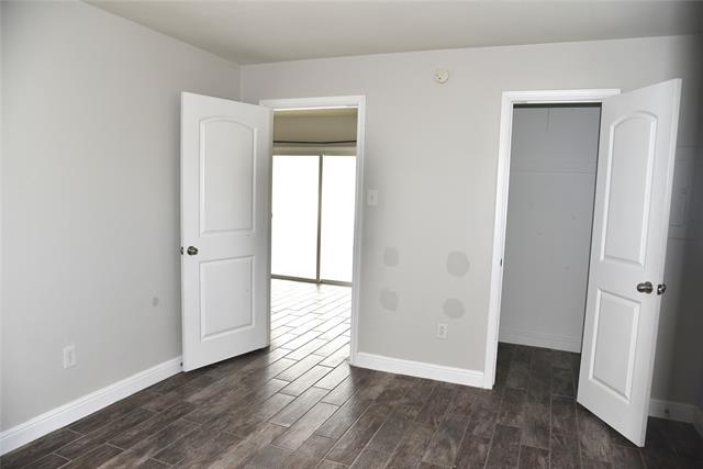 Building Photo - 1001 Roky Ct