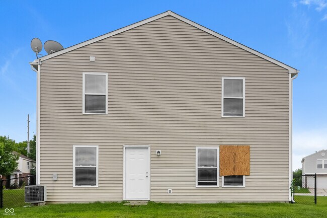 Building Photo - 944 Shenandoah Way
