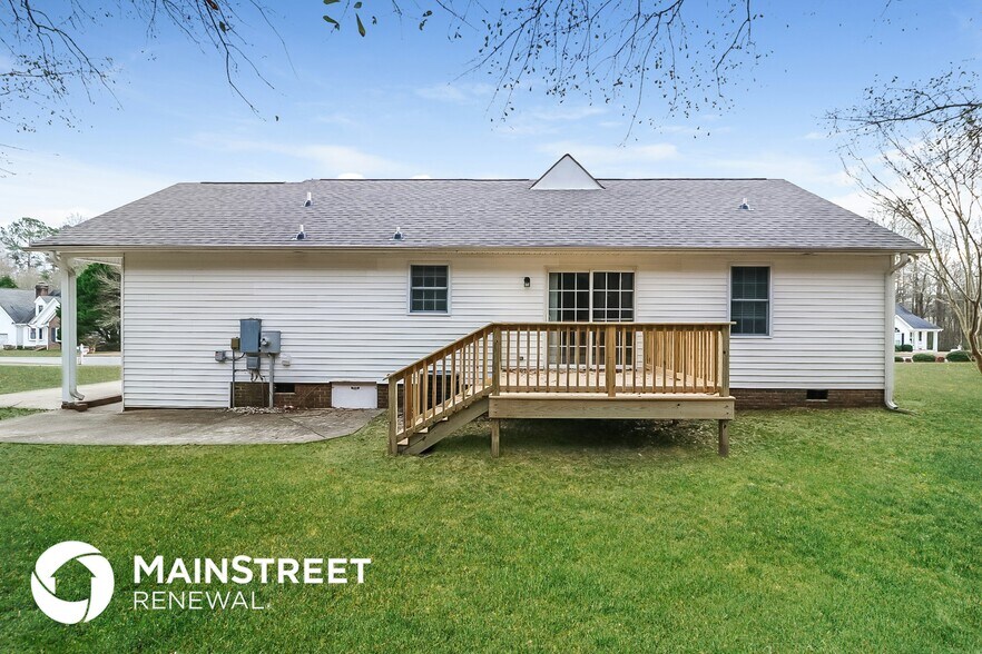 Building Photo - 109 Oak Park Dr