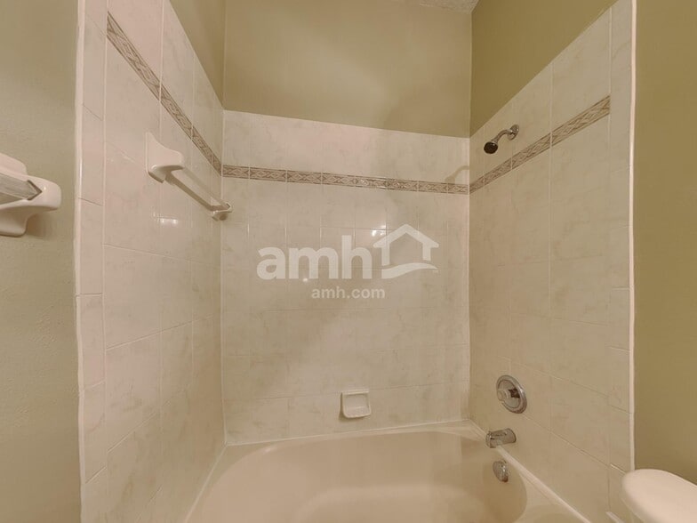 Building Photo - 2478 Prairie View Dr