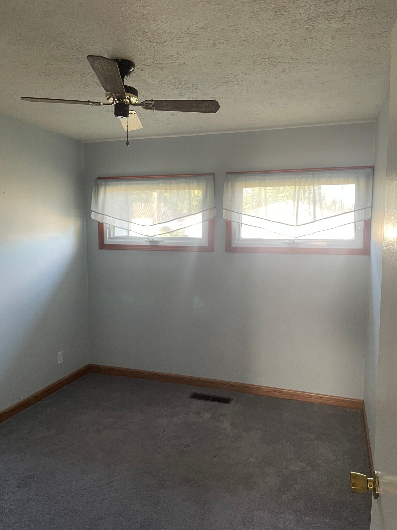 Bedroom 1 - 2887 Archwood Pl