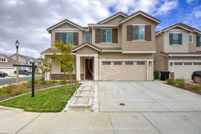 Primary Photo - Brand new-4 bedroom, loft, 3 bathroom - Li...