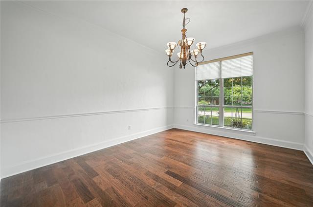Building Photo - 959 Roxbury Way