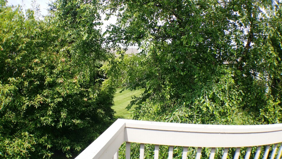 Building Photo - 1934 Heron Ave