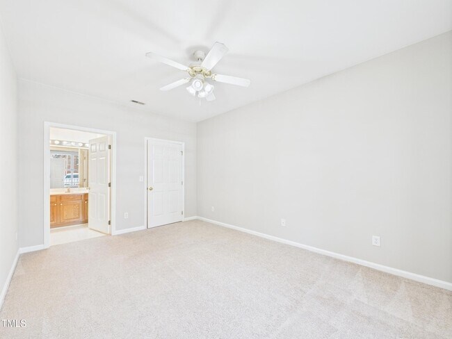 Building Photo - 2111 Kudrow Ln