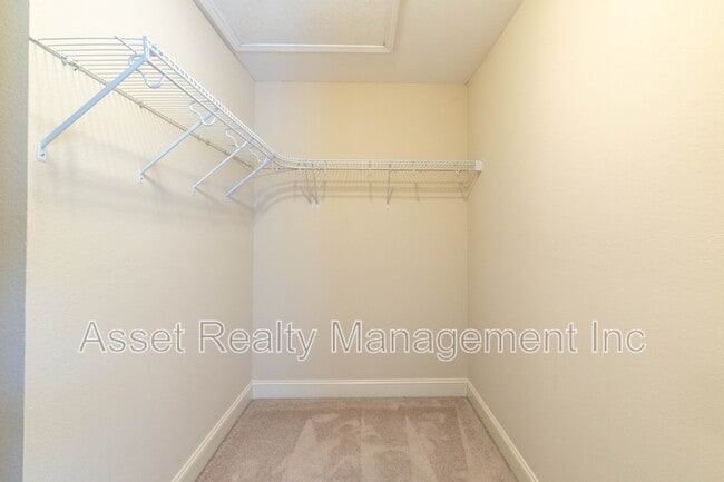 Building Photo - 4730 Forest Landing Way