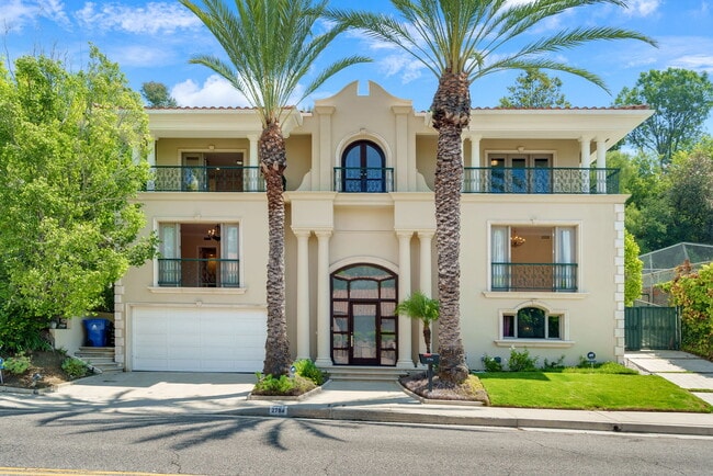 Building Photo - 2784 Deep Canyon Dr