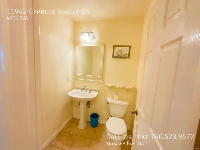 Building Photo - 11942 Cypress Valley Dr