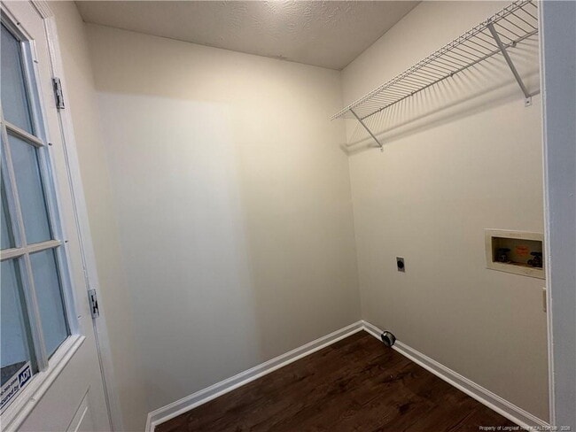 Building Photo - 2544 Previs Rd