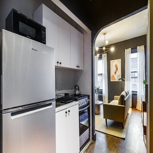 Building Photo - 333 Ed Koch Queensboro Bridge Path