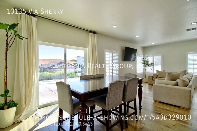 Building Photo - 13135 Via Sherry