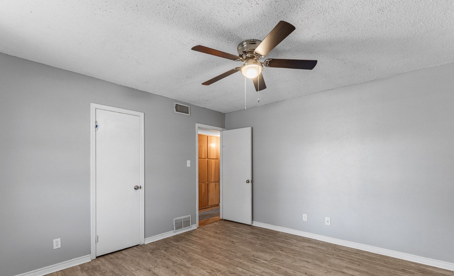 Building Photo - 216 Dirks Dr