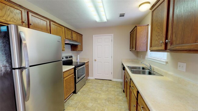 Building Photo - 4124 Fitzpatrick Blvd