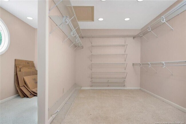 Building Photo - 3305 Hutton Pl