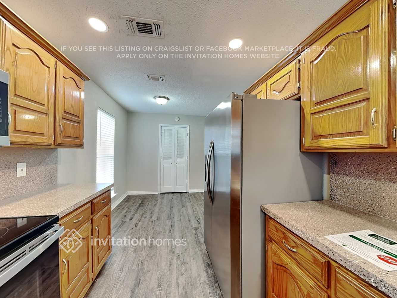 Building Photo - 804 E Aimee St