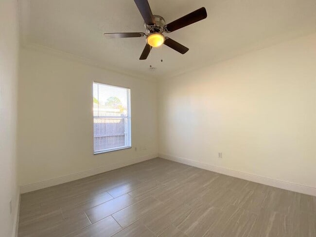 Building Photo - 14712 Madonna Lily Ct