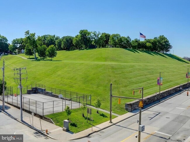 Building Photo - 801 Key Hwy