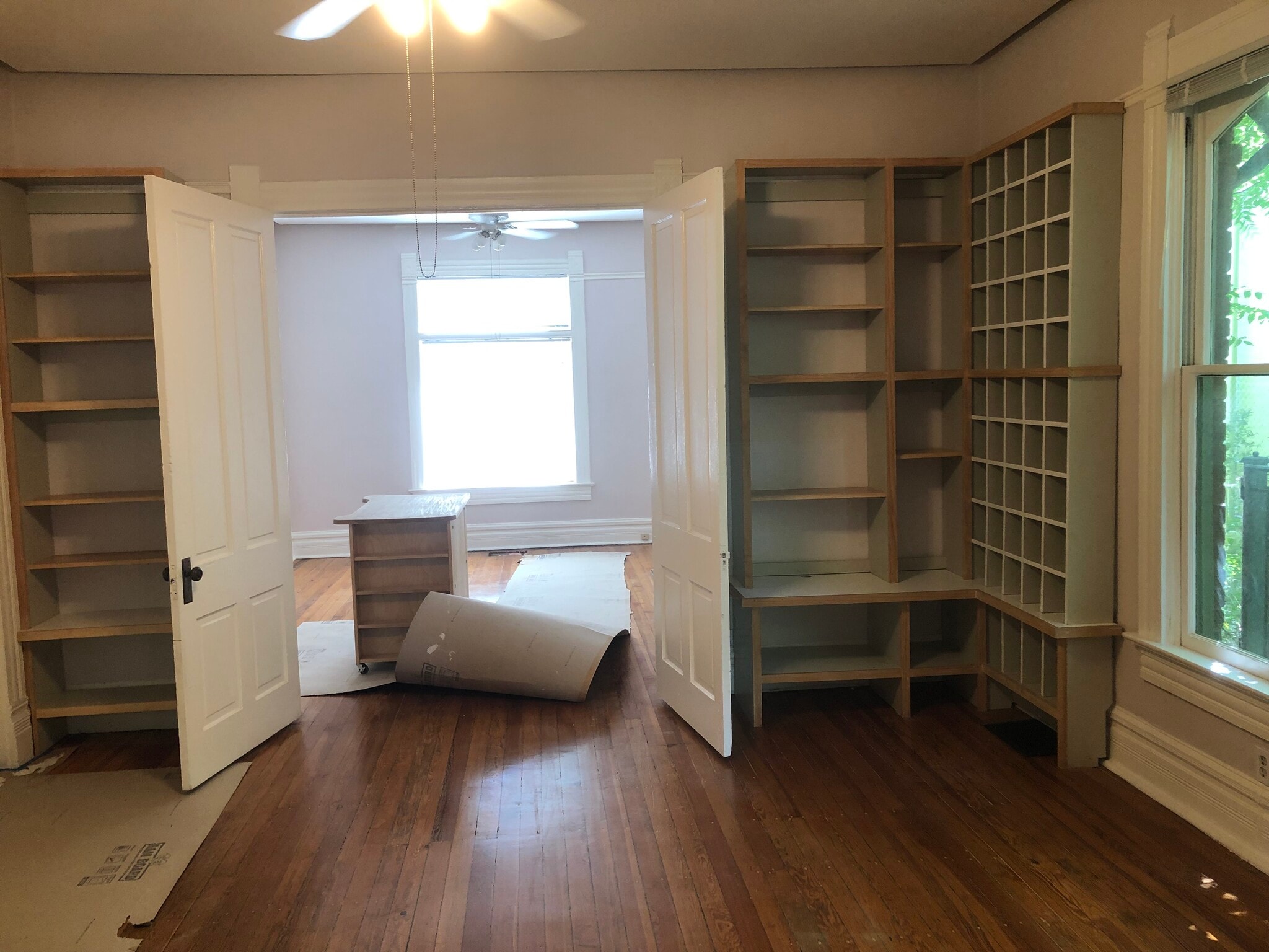 Living Room 14 feet x 15 feet - 2141 Franklin St