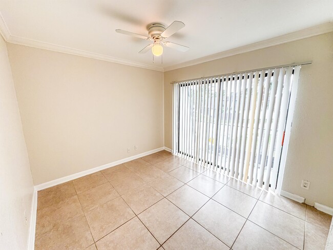 Building Photo - 1827 N Congress Ave