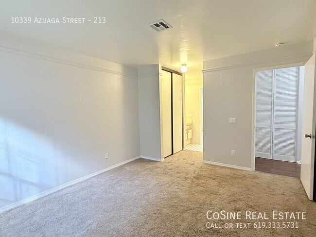 Building Photo - 10339 Azuaga St