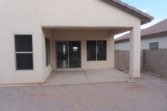 Building Photo - Chaparral Village Close to Hospital