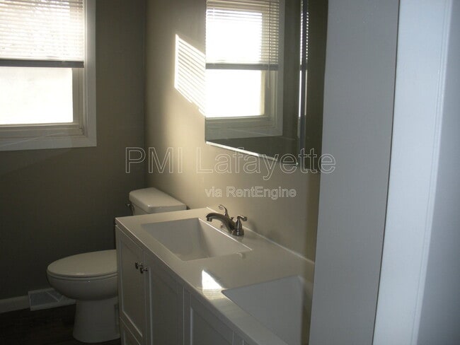 Building Photo - 8224 N 1175 W