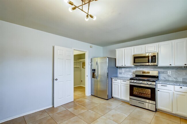 Building Photo - 4510 Cypress Colony Ln