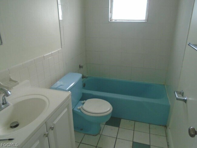 Building Photo - 5522 Second Ave