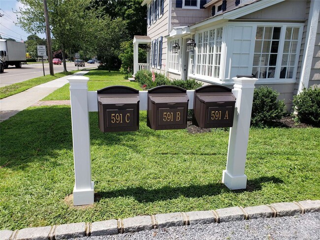 Separate Mail Delivery - 591 Main St