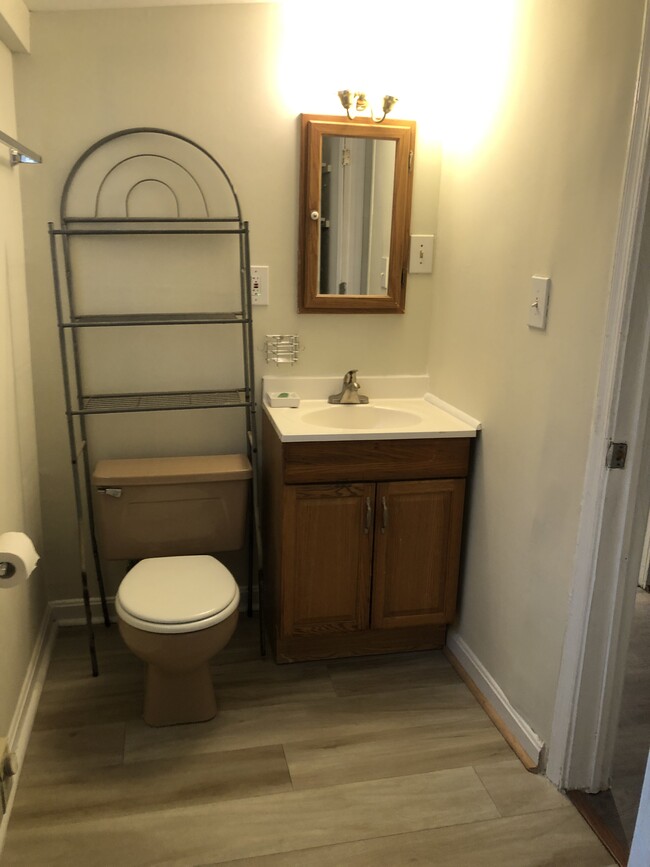 Bathroom vanity - 18432 Woodland Dr