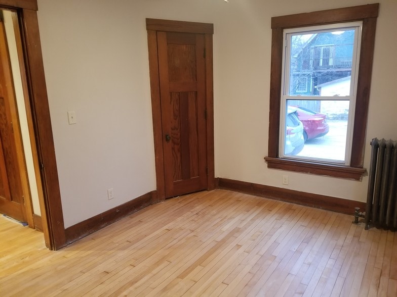 Main Bedroom - 2045 E Washington Ave