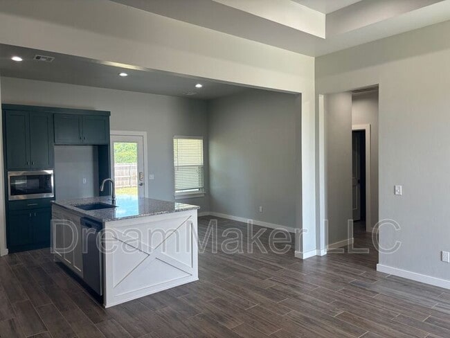 Building Photo - 5381 Red Maple Ave
