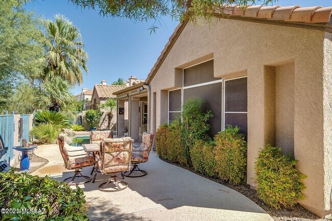 Building Photo - 10769 N Eagle Eye Pl