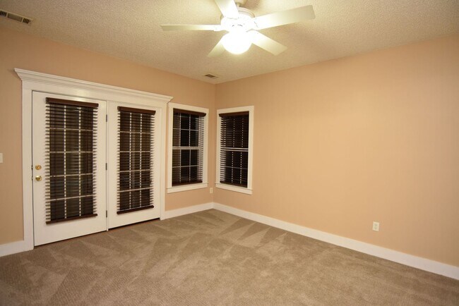 Building Photo - Single Family Home in Richmond Hill 4BR/3Bath
