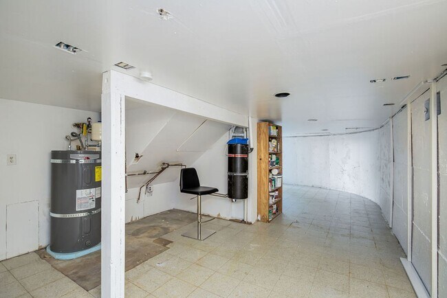 Building Photo - North Capitol Hill One-of-a- Kind Duplex!