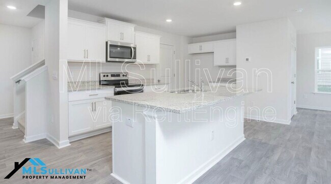 Building Photo - 2932 Egert Dr