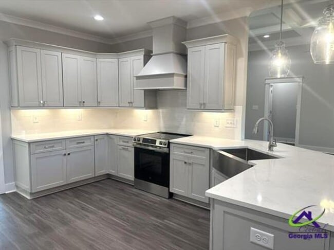 Building Photo - 113 Black Birch Ln