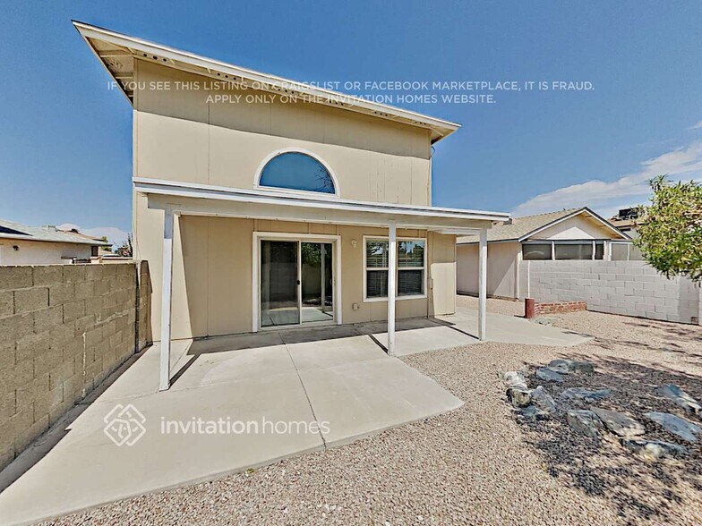 Building Photo - 3729 W Villa Maria Dr