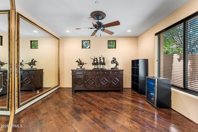 Building Photo - 11571 E Cochise Dr