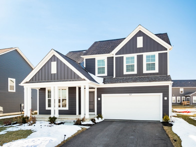 Building Photo - 127 Silver Pne Ln