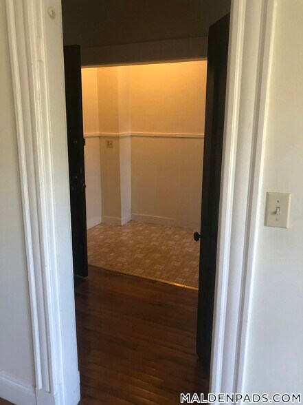 Building Photo - 17-19 Washington St.